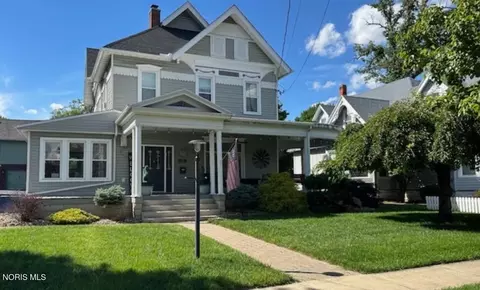 213 W Buckeye St, Clyde, OH 43410