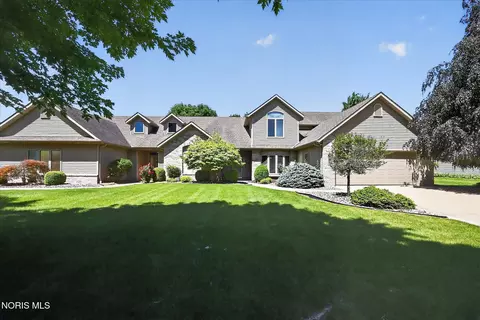 301 N Pointe Dr, Archbold, OH 43502
