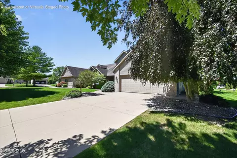 301 N Pointe Dr, Archbold, OH 43502 photo 6
