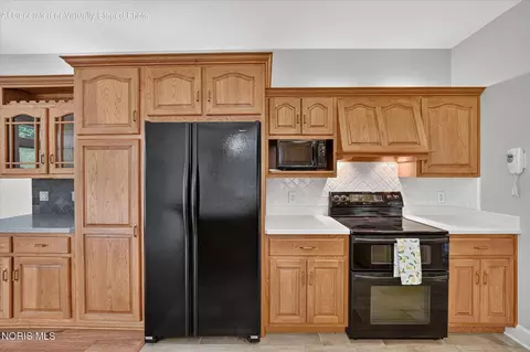 301 N Pointe Dr, Archbold, OH 43502 photo 19