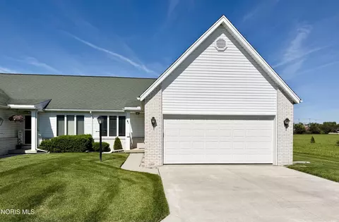 4269 Townhouse Dr # D, Oregon, OH 43616