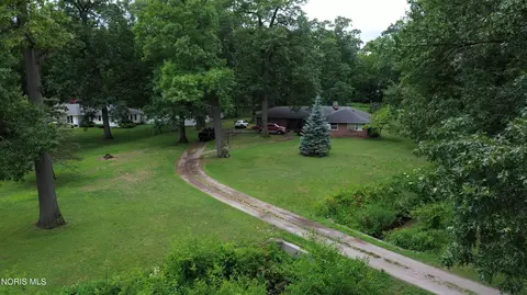 4925 Secor Rd, Toledo, OH 43623