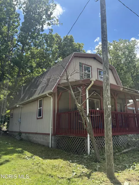 196 Miami Ave, Montpelier, OH 43543