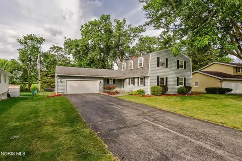 2014 Knollwood Dr, Findlay, OH 45840