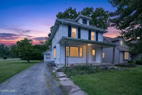 347 E Water St, Oak Harbor, OH 43449