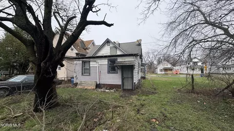 Exterior - 1637 Vance St, Toledo, OH 43607 photo 1 of 2