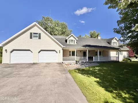 301 Liberty Ln, West Unity, OH 43570