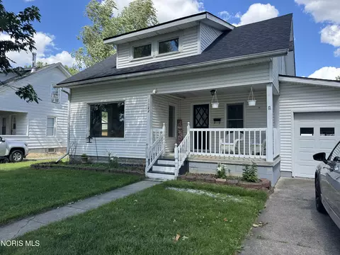 1122 Highland Ave, Napoleon, OH 43545