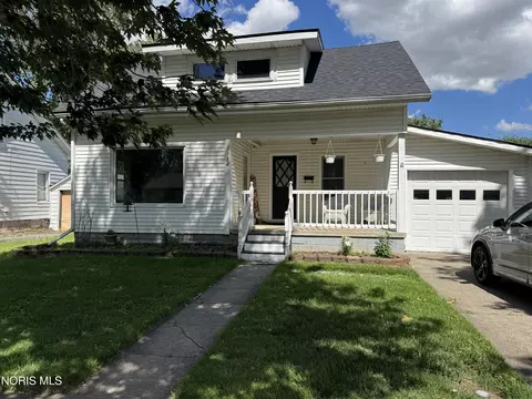 1122 Highland Ave, Napoleon, OH 43545