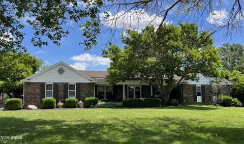 2637 Goldenrod Ln, Findlay, OH 45840