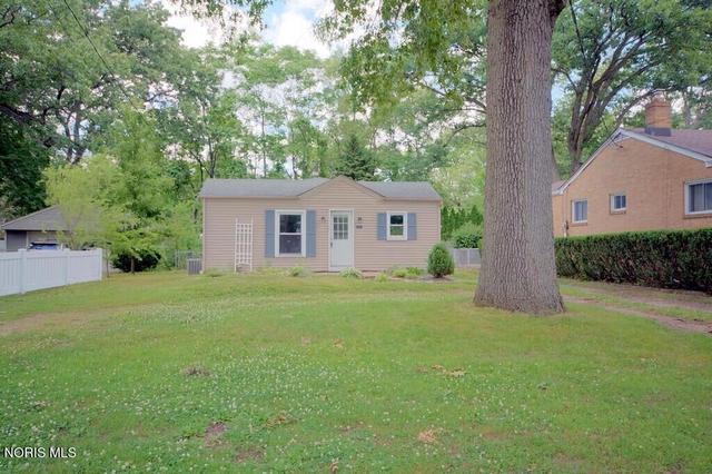 6150 Blossman Rd, Toledo, OH 43617
