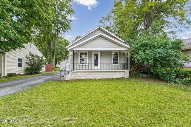 643 Center St, Findlay, OH 45840