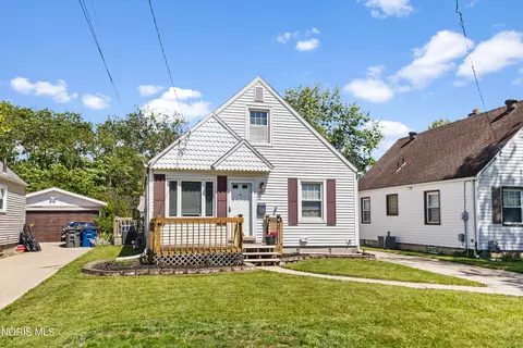 1925 Meadowlark Ave, Toledo, OH 43614