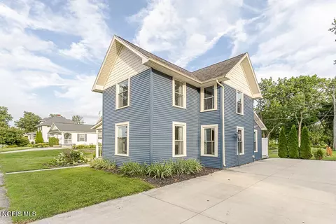 24269 W Second St, Grand Rapids, OH 43522