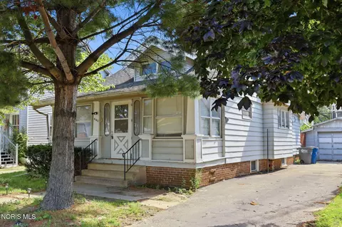 4140 Parrakeet Ave, Toledo, OH 43612