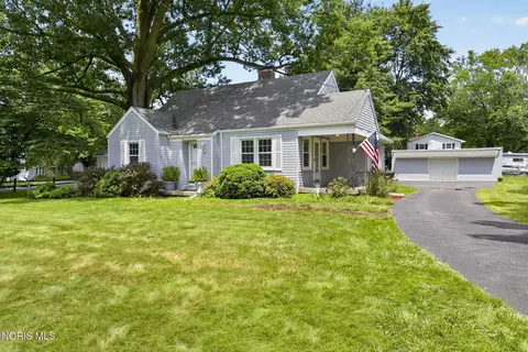 1655 Eastgate Rd, Toledo, OH 43614