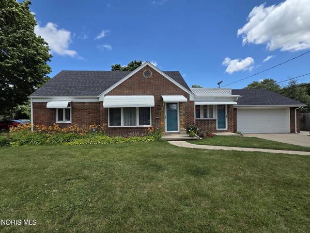 2063 Wilshire Ave, Toledo, OH 43614