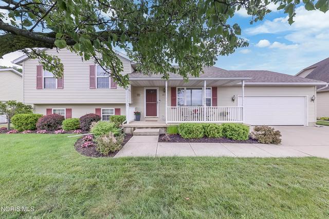 612 Briarheath Ave, Napoleon, OH 43545