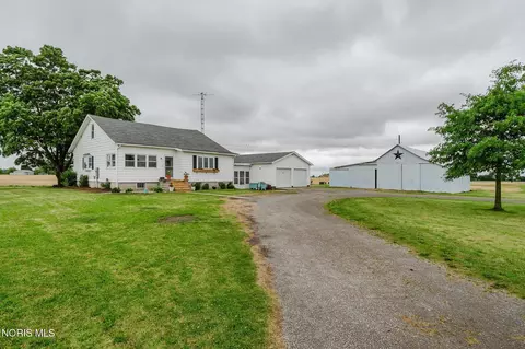 8828 County Road 313, Findlay, OH 45840