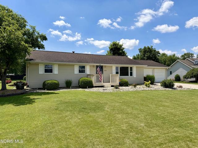 103 Monterey Rd, Defiance, OH 43512