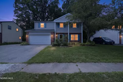 5713 Brooke Ln, Sylvania, OH 43560