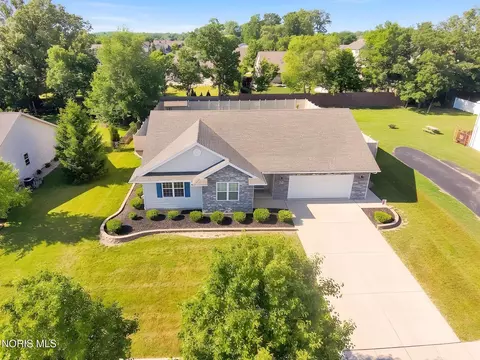View/Area - 2440 Bluestone Dr, Findlay, OH 45840 photo 3 of 3