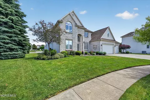 5612 Clear Crk Ct, Sylvania, OH 43560