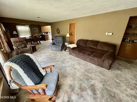 Living - 202 Cincinnati St, Blakeslee, OH 43505 photo 1 of 1