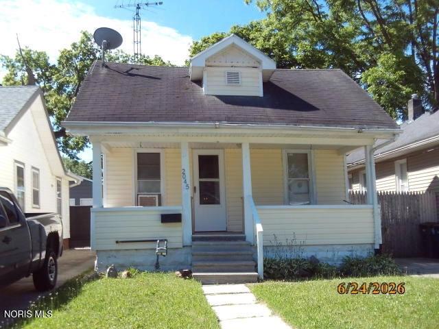 2045 Fairfax Rd, Toledo, OH 43613
