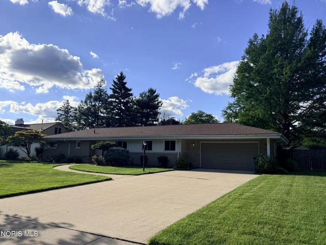 3354 Christie Blvd, Toledo, OH 43606