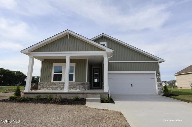 7747 Hank Dr, Holland, OH 43528
