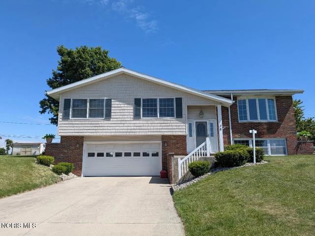 6 Lakeview Dr, Napoleon, OH 43545