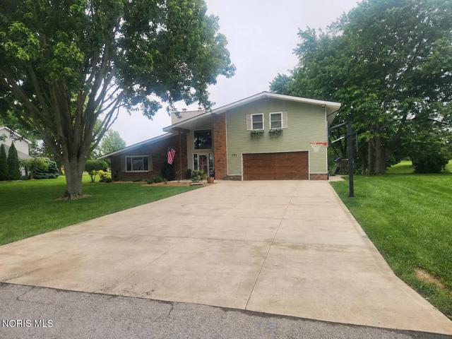 191 Norbert Dr, Fremont, OH 43420