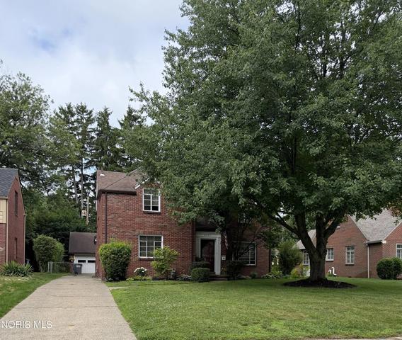 2663 Pemberton Dr, Toledo, OH 43606