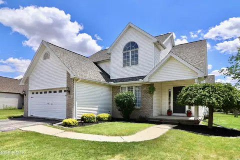 7155 E Lake Ct, Perrysburg, OH 43551