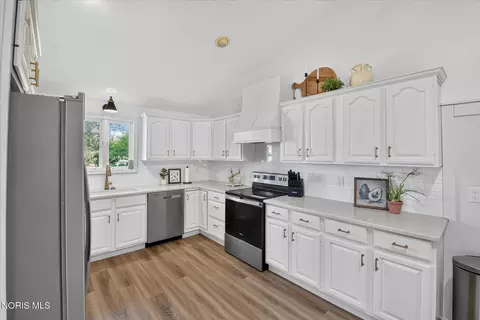 103 Hogan Ln, Bryan, OH 43506 photo 10