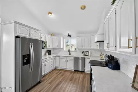 103 Hogan Ln, Bryan, OH 43506 photo 12