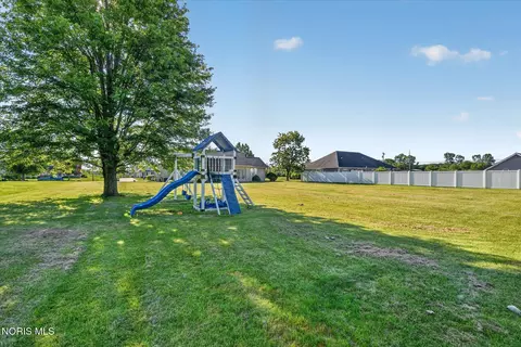 103 Hogan Ln, Bryan, OH 43506 photo 34