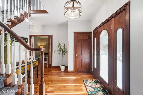 Entry Way - 5815 Mitchaw Rd, Sylvania, OH 43560 photo 1 of 3