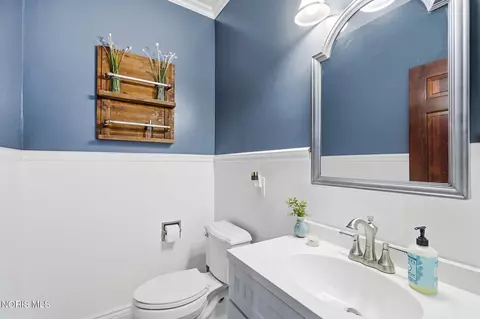 Bath - 5815 Mitchaw Rd, Sylvania, OH 43560 photo 1 of 5