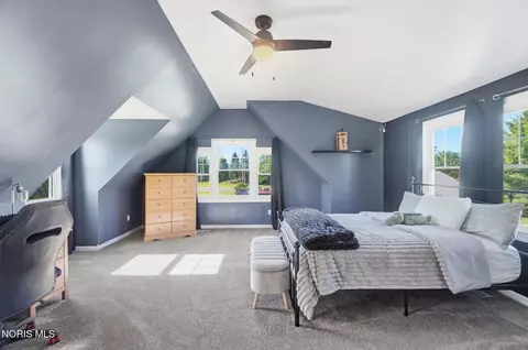 Bedroom - 5815 Mitchaw Rd, Sylvania, OH 43560 photo 6 of 7