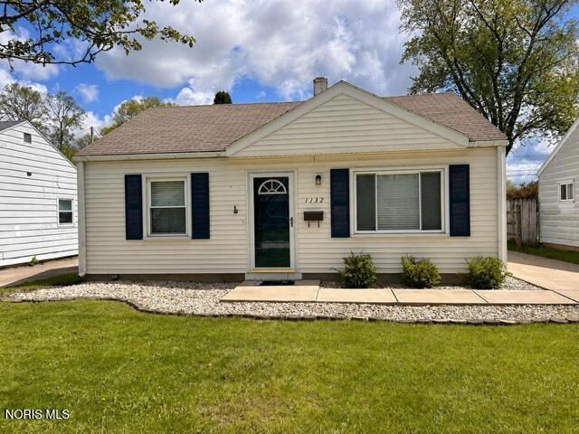1132 Hugo St, Maumee, OH 43537