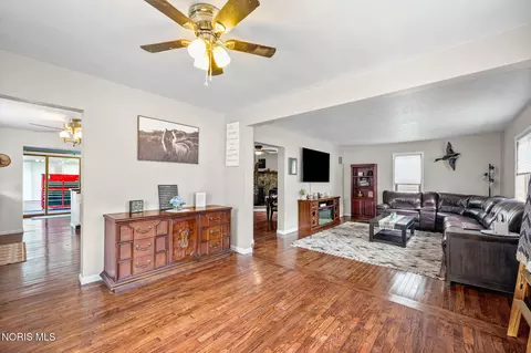 258 E Vance St, Rawson, OH 45881 photo 7