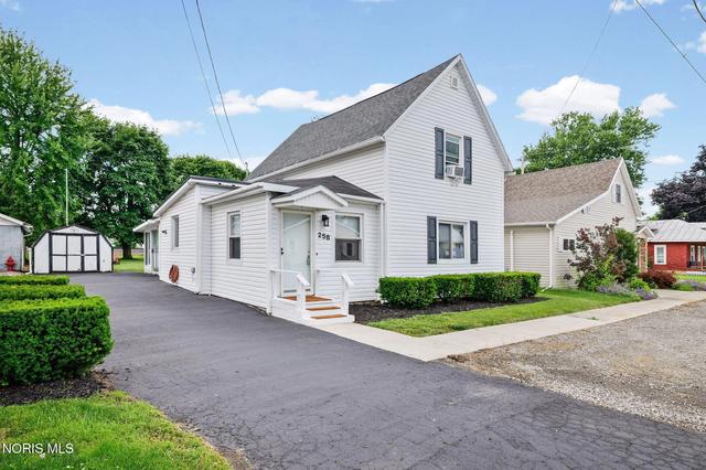 258 E Vance St, Rawson, OH 45881