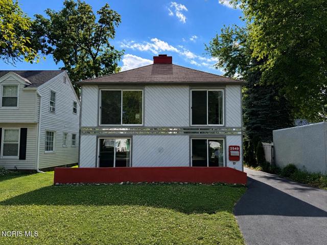 2549 Goddard Rd, Toledo, OH 43606