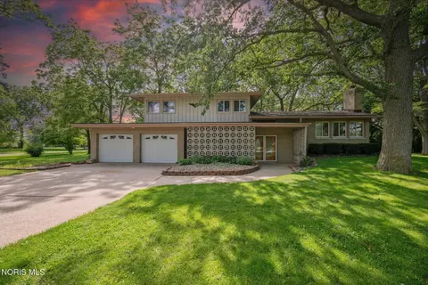 4702 N Genoa Clay Center Rd, Martin, OH 43445