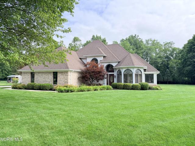 1207 Hidden Brook Dr, Hicksville, OH 43526