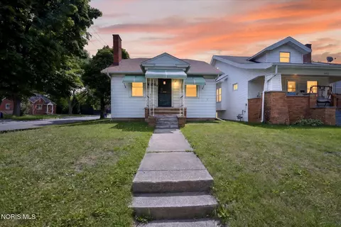 4456 Fairview Dr, Toledo, OH 43612