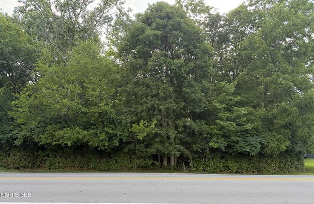 townline road road, Bryan, OH 43506