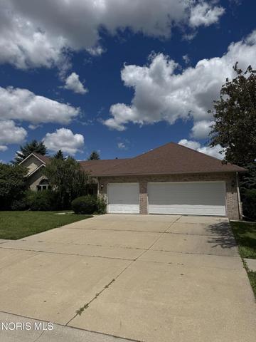 4213 Pearson Pkwy, Oregon, OH 43616